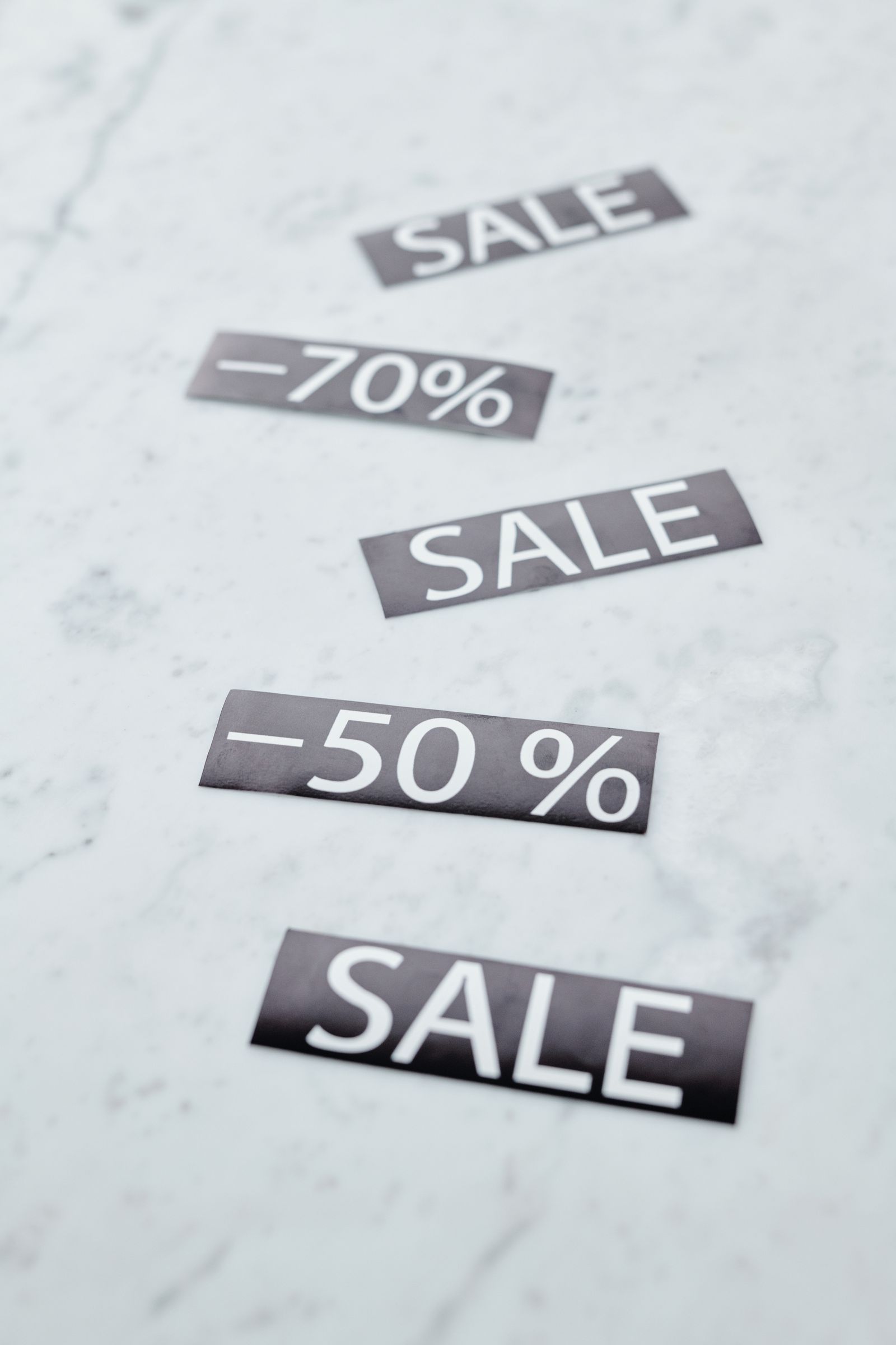 Retail sale and discount signs